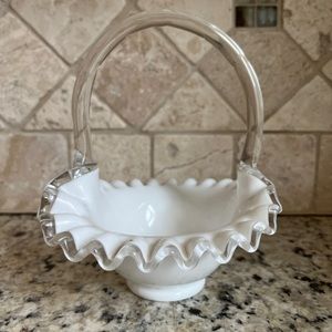 VINTAGE! Fenton Ruffle Edge Creamy White Glass Basket